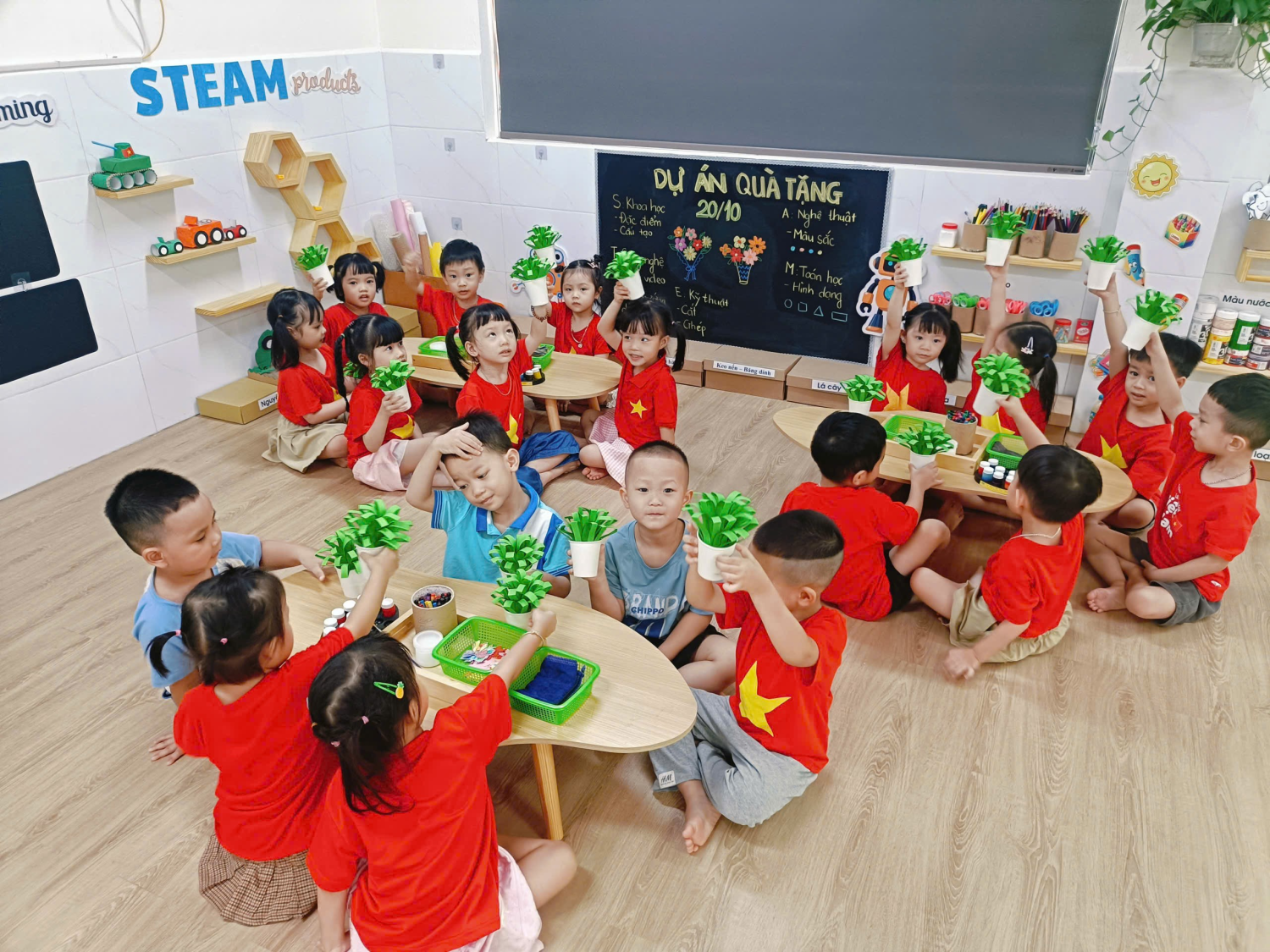  “BÉ LÀM GIỎ HOA YÊU THƯƠNG” – LỚP LITTLE STAR 1