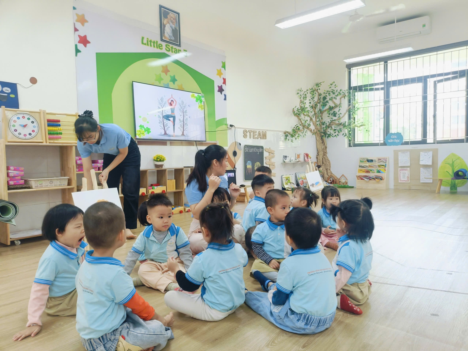 HOẠT ĐỘNG YOGA - LỚP LITTLE MOON 3