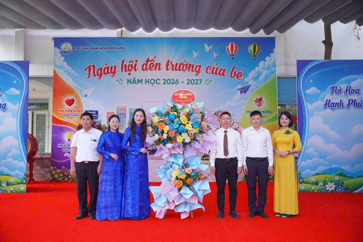 RỘN RÀNG NGÀY HỘI ĐẾN TRƯỜNG CỦA BÉ ĐIỂM TRƯỜNG CHÍNH